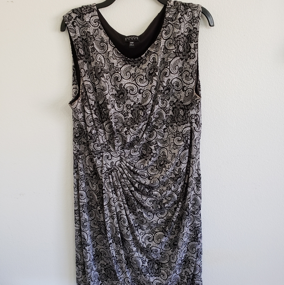 NWOT Paisley Dress